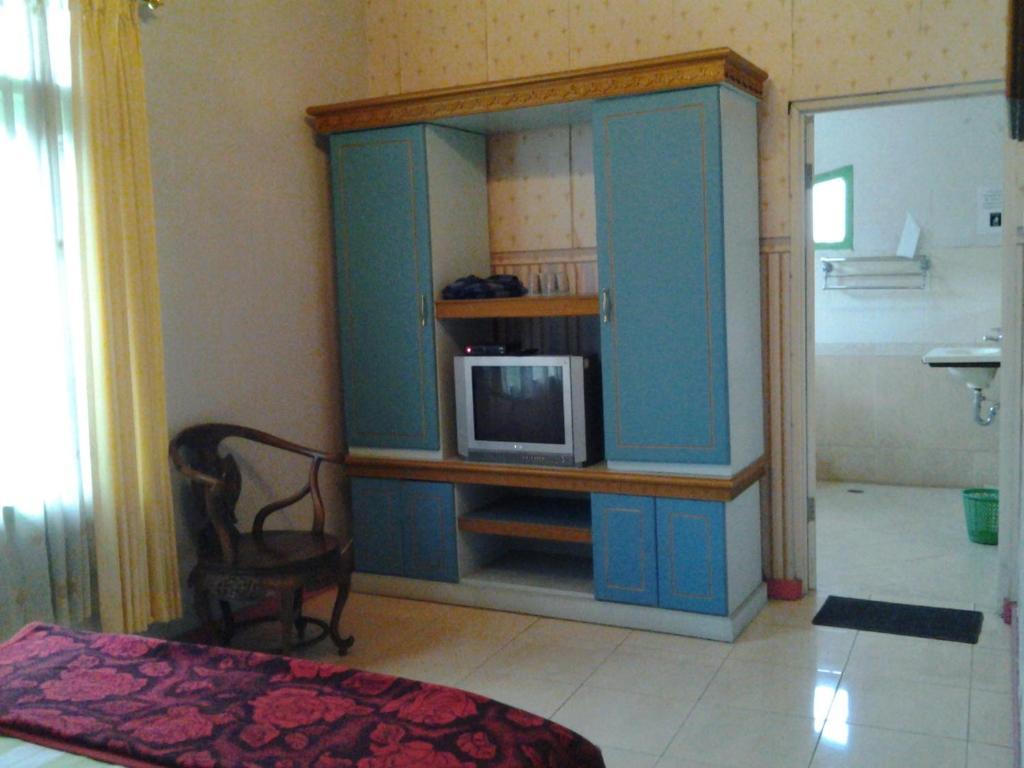 Villa And Resto Basanova Batu  Exterior foto