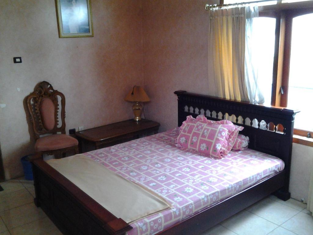 Villa And Resto Basanova Batu  Exterior foto
